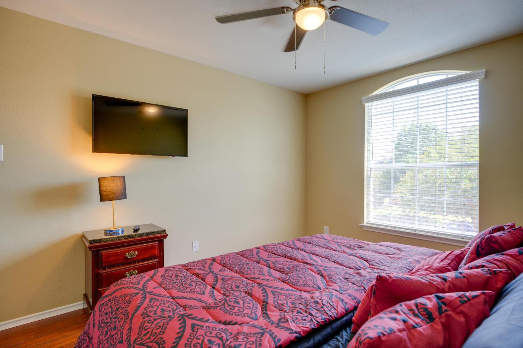 San Antonio Home With Pool Access Near Lackland Afb Esterno foto