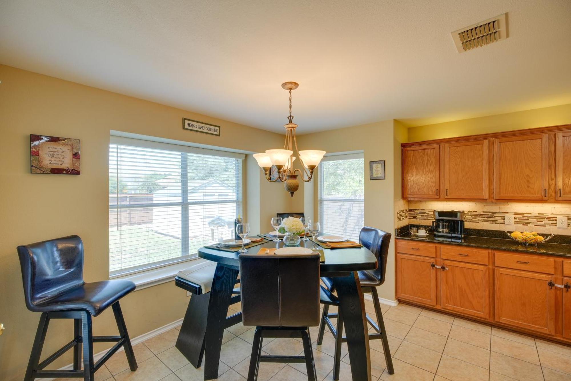San Antonio Home With Pool Access Near Lackland Afb Esterno foto